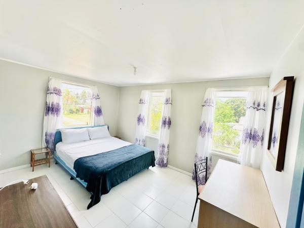 Nuku'alofa Town Cottage - Private Double Room, Book  Nukualofa Tongatapu Island