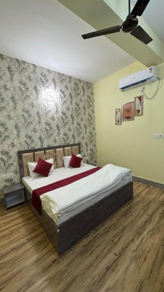 SUNRISE INN hotel, Book  Rajasthan hoteller med parkering, Parkering
