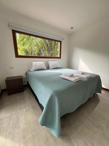 Departamento a estrenar cerca de la Avenida Principal en El Calafate, Book  Hoteller i Patagonia med parkering, Parkering