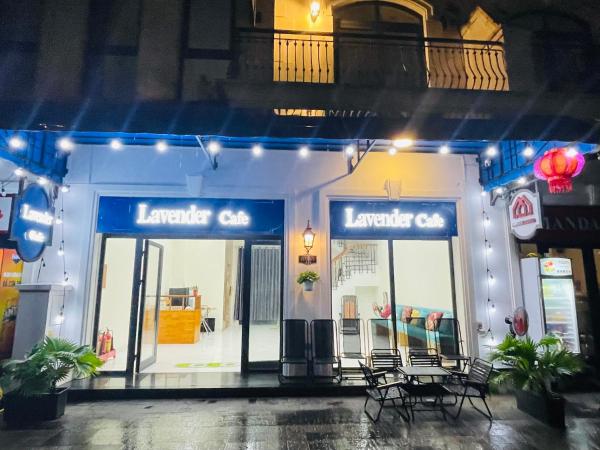 Lavender Cafe, Book  Hoteller i Mekong Delta med parkering, Parkering