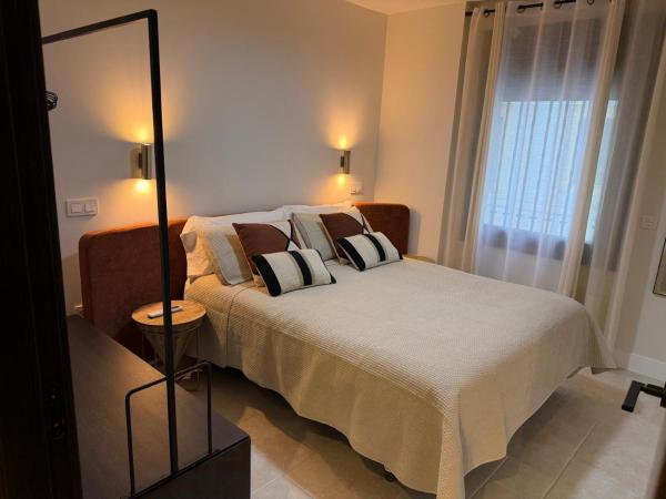 Apartamentos Máximo Parking gratis, Book  Extremadura hoteller med parkering, Parkering