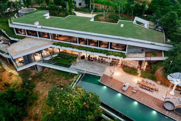 Đồi Quán Boutique Mansion Ba Vi, Book  Hoteller i Ha Noi Municipality med pool, Swimmingpool