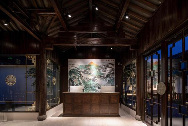 Baicheng Snow Mountain Hotel, Book  Lijiang Yunnan