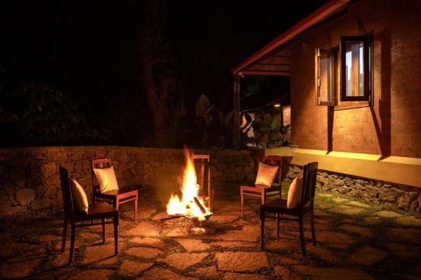 amã Stays & Trails Alpenhof , Coorg, Book  Hoteller i New Delhi med pool, Swimmingpool
