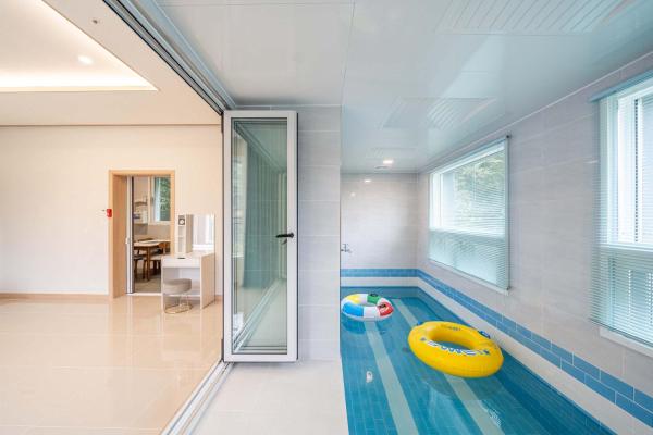 Gapyeong The Cozy Pool Villa, Book  Hoteller i Gyeonggi-do med pool, Swimmingpool