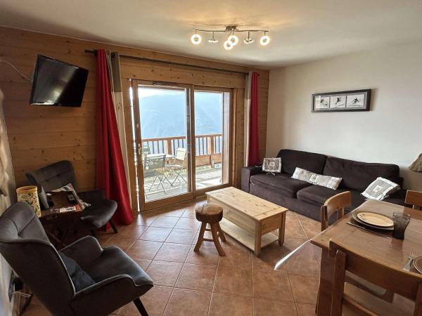 Appartement 3 pièces à Villard-sur-Doron, 8 personnes, parking couvert - FR-1-594-337, Book  Hoteller i Cohennoz med pool, Swimmingpool