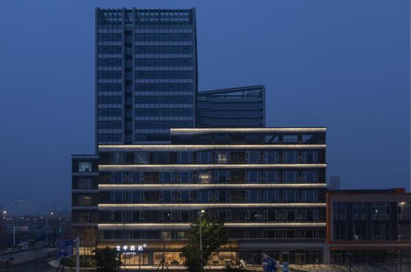 JI Hotel Wuhan Dongxihu Wuhuan Sports Center, Book  Wuhan Hubei