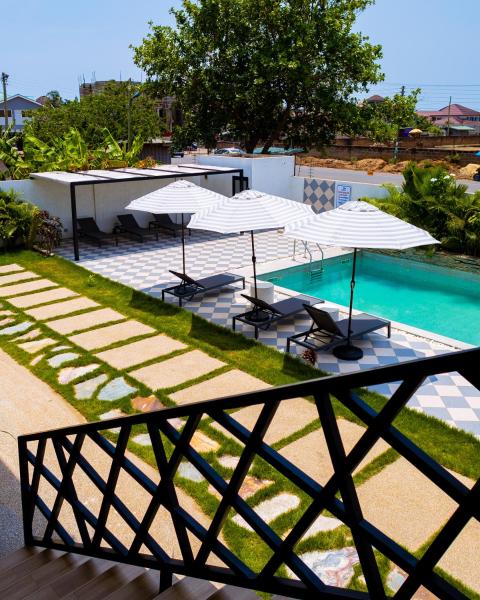 Pink House Boutique Hotel, Book  Hoteller i Greater Accra med parkering, Parkering