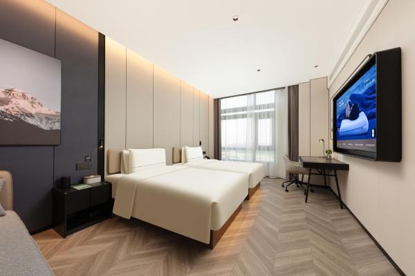Atour Hotel Zhengzhou Zhongmou Zhengkai Avenue, Book  Hoteller i Henan med parkering, Parkering