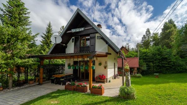 Chalet House Olga, Book Chalet  