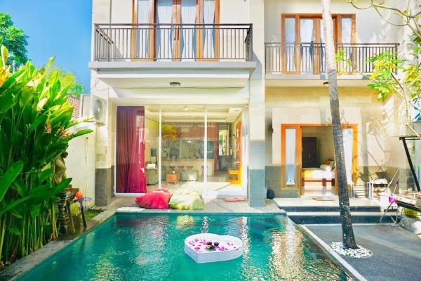 Villa Tuban, Book  Tuban 