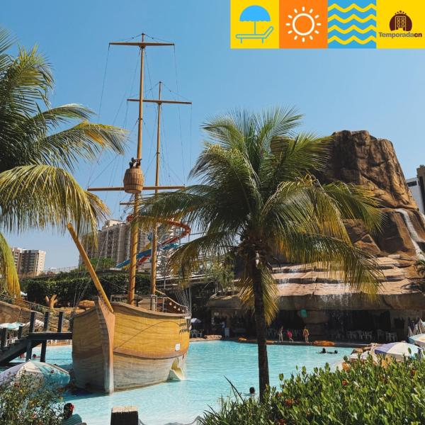 Spazzio diRoma com acesso ao Acqua Park - Gustavo, Book  Hoteller i West-Central Brazil med pool, Swimmingpool