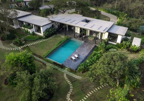 LohonoStays Villa Heritage Farms A, Book  Hoteller i New Delhi med pool, Swimmingpool
