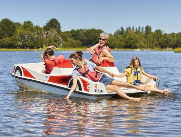 ZEcamping 3 étoiles pet friendly avec sauna bar et restaurant, Book  Priziac Morbihan