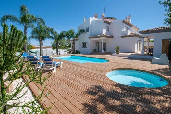 Villa Perla by Vintage Travel, Book  Albufeira hoteller med pool, Swimmingpool