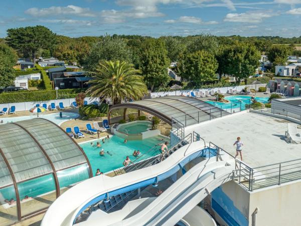 Camping Cap Finistère, Book  Bretagne hoteller med parkering, Parkering