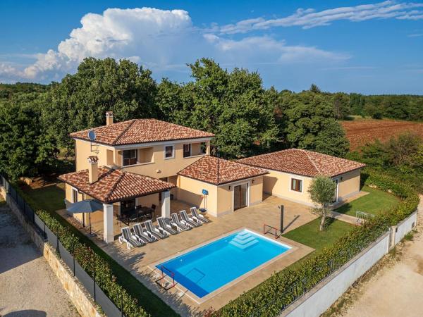 Villa RE by Istrialux, Book  Svetvinčenat Central Istria