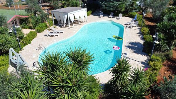 Villa Frande - Con Ampia Piscina E Campo Da Gioco Privato, Book  Alessano Salento