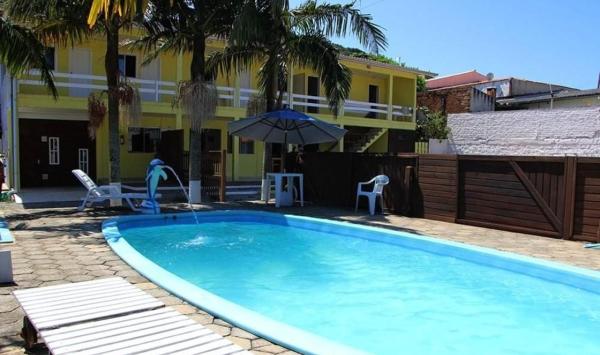 Pousada BELEZAS DE LAGUNA, Book  Hoteller i Laguna med pool, Swimmingpool