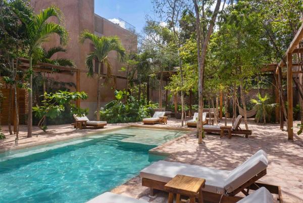 Stylish 3BR Villa with Rooftop Plunge Pool, La Veleta Tulum, Book  La Veleta 
