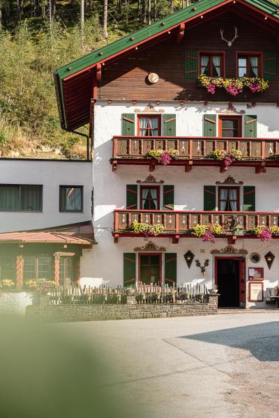 Schallerhof, Book  Hoteller i Tyrol med parkering, Parkering
