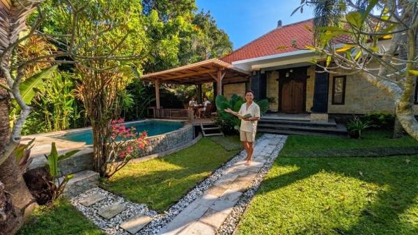 Villa Mari Posa - hideaway near Nunggalan Beach, Book  Hoteller i Bali med pool, Swimmingpool