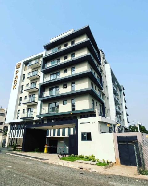 Park Apartments, Book Lejlighed Hoteller i Greater Accra med pool, Swimmingpool