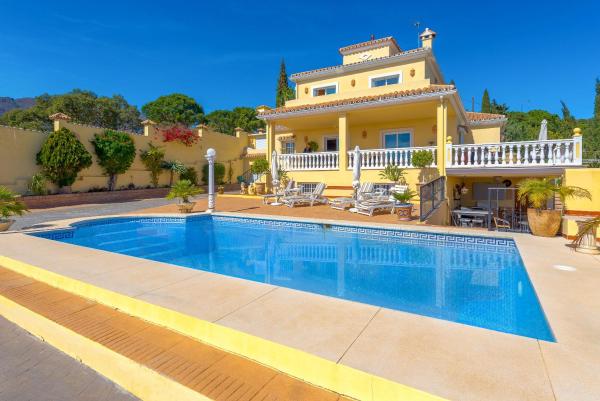 Villa Roca Penthouse, Book  Hoteller i Costa del Sol med pool, Swimmingpool