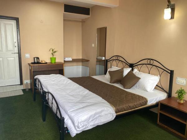 Sri Vrindavan Guest House Pure Veg, Book  Darjeeling 