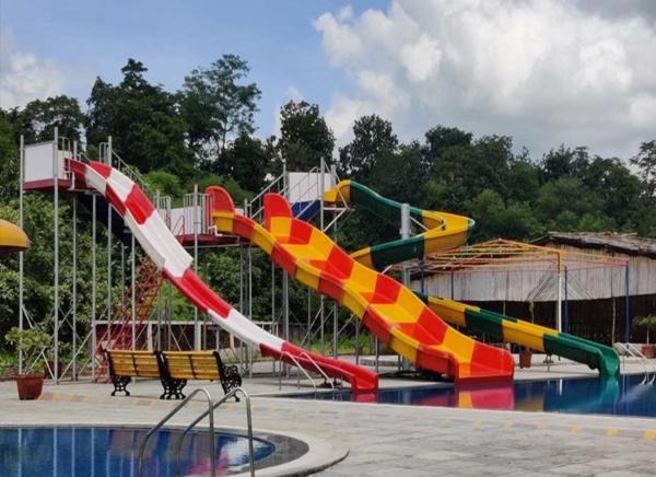 Kamal Farm Resort, Book  Hoteller i New Delhi med pool, Swimmingpool