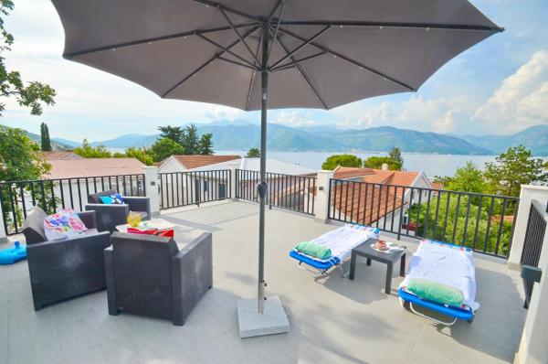 Sun Ray Apartments, Book Lejlighed Hoteller i Tivat med parkering, Parkering
