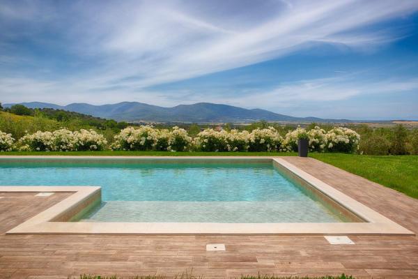 Podere n.8 Bio Casale Maremma, Book  Hoteller i Alberese med pool, Swimmingpool