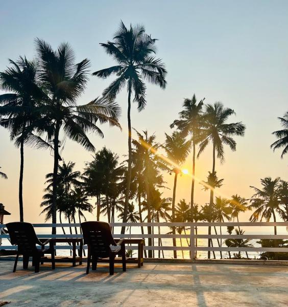Sunset Ville Beach Resort, Book  Varkala New Delhi