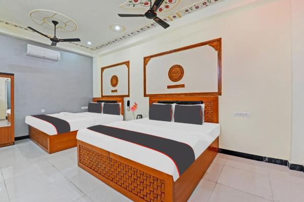 Hotel Imperial Palace, Book  Hoteller i Rajasthan med parkering, Parkering
