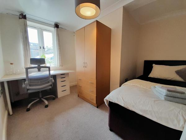 Private rooms in a shared house in Oxford - Host lives in the property, Book  Oxford 