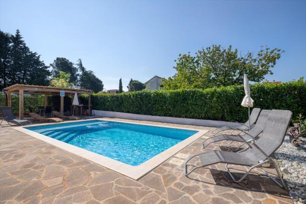 Villa Palma with Grill & Pool, Book  Gedići Poreč Region