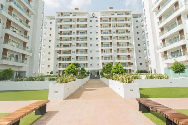 The Gallery Luxury Suites CPG, Book  Hoteller i Greater Accra med pool, Swimmingpool