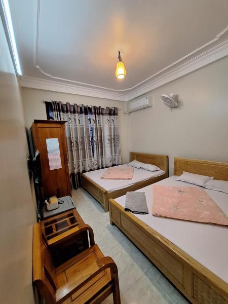 Nha Nghi Viet Khanh, Book Hotel Hoteller i Quang Ninh med parkering, Parkering