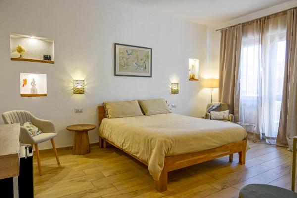 Cozy guest house Downtown, Book  Olbia Emerald Coast