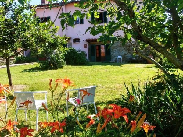 Agriturismo Botro, Book  Pulicciano hoteller med pool, Swimmingpool