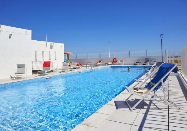 Résidence Goélia Les Carrats, Book  Corbières hoteller med pool, Swimmingpool