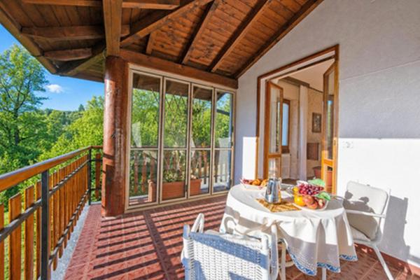 Villa La Verbanina Private Garden - Happy Rentals, Book Lejlighed Hoteller i Piedmont med parkering, Parkering