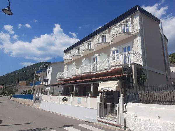 Hotel da Alfredo, Book  Castellabate Cilento Coast