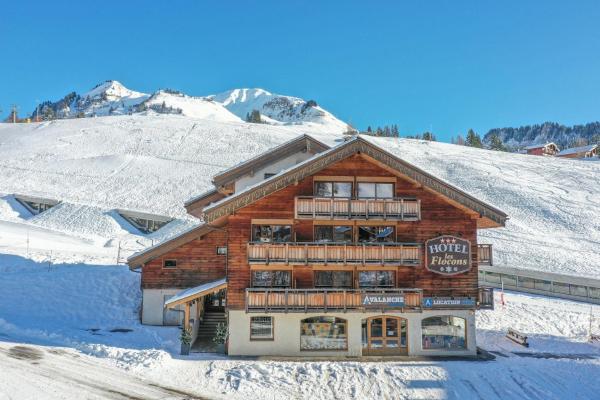 Hotel les Flocons, Book Hotel Hoteller i Rhône-Alps med parkering, Parkering
