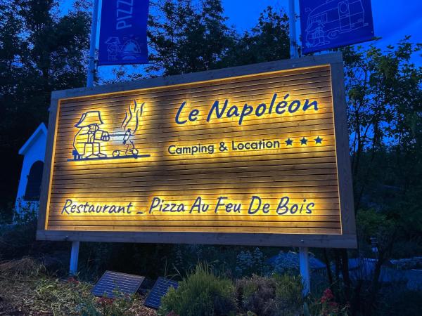 Domaine Napoléon, Book  Rhône-Alps hoteller med pool, Swimmingpool