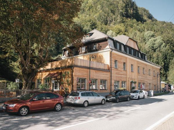 Freelife Guesthouse, Book  Styria hoteller med parkering, Parkering