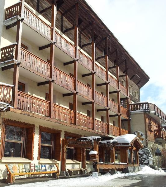 Centre de Vacances Le Val dEscreins, Book  Hoteller i Rhône-Alps med parkering, Parkering