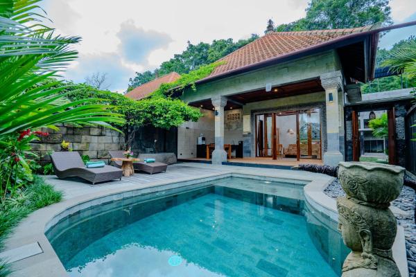 Legon Ubud Villa, Book  Ubud Gianyar