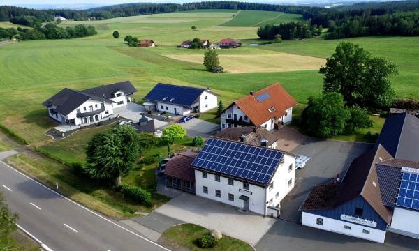 Gasthof - Pension SPARRER-WIRT, Book  Bayern hoteller med parkering, Parkering