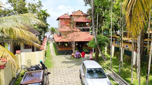 Atharvam Resort, Book Ferieresort Kochi New Delhi